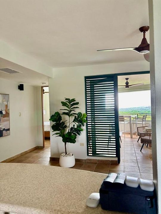 出租: $2,850 (2 贝兹, 2 浴室, 1085 平方英尺)