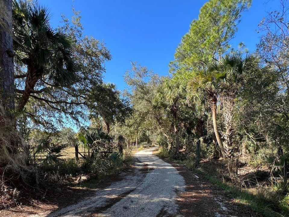 最近售出: $670,000 (20.00 acres)