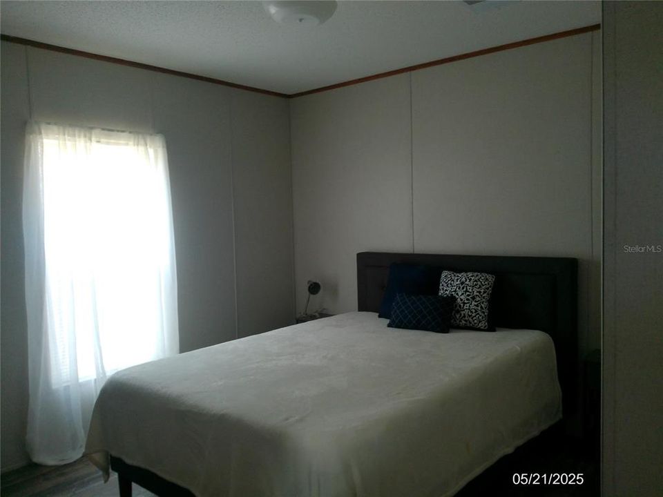 待售: $260,000 (2 贝兹, 2 浴室, 840 平方英尺)