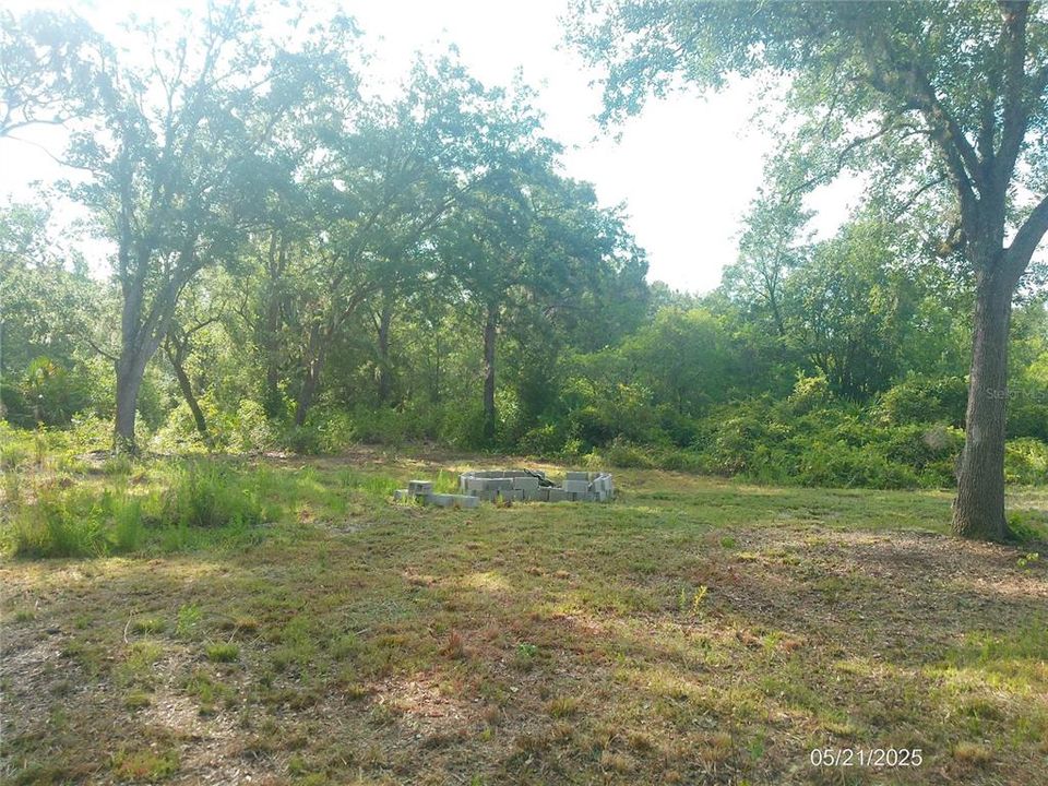 待售: $260,000 (2 贝兹, 2 浴室, 840 平方英尺)