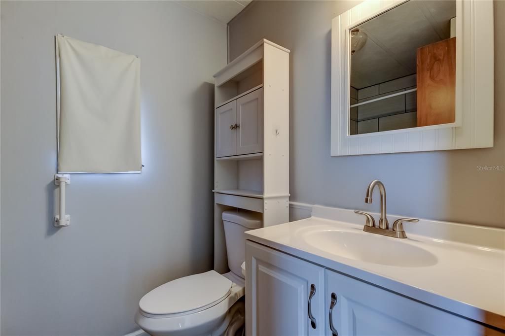 Active With Contract: $225,000 (2 beds, 2 baths, 1104 Square Feet)