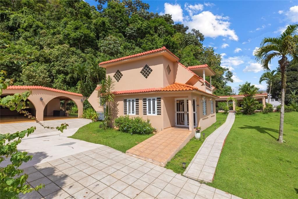 На продажу: $682,500 (5 спален, 3 ванн, 2142 Квадратных фут)