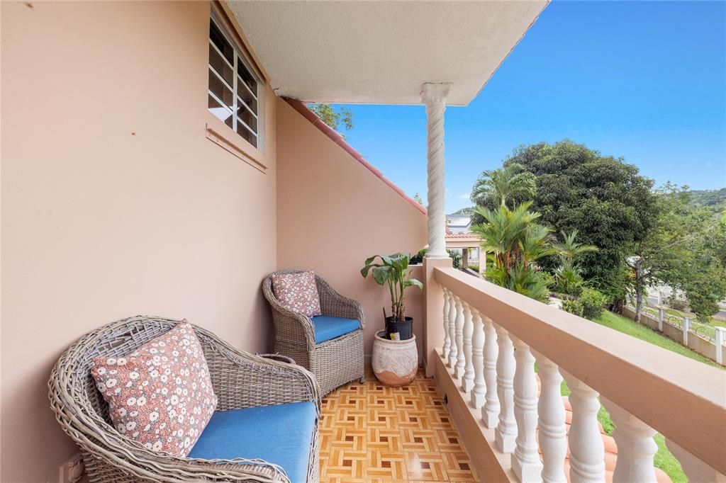 На продажу: $682,500 (5 спален, 3 ванн, 2142 Квадратных фут)