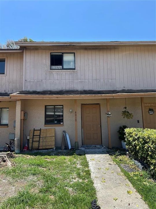 Vendido Recientemente: $69,875 (2 camas, 1 baños, 928 Pies cuadrados)