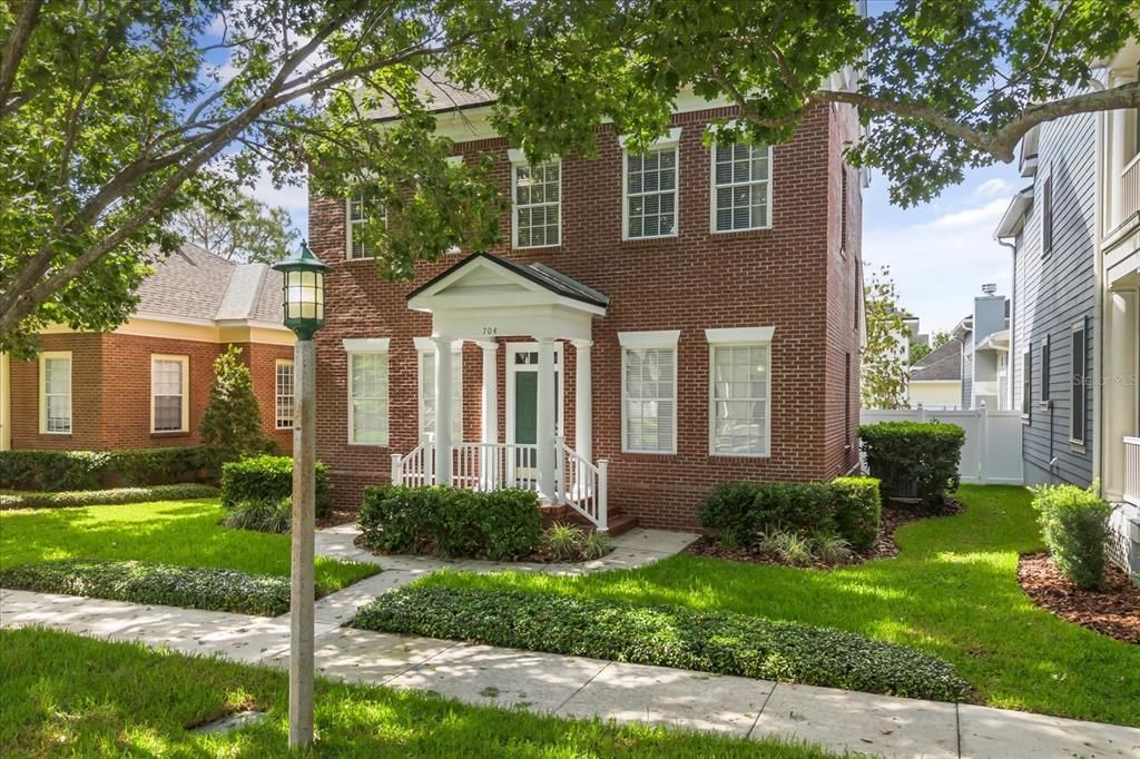 For Sale: $1,400,000 (4 beds, 4 baths, 2961 Square Feet)