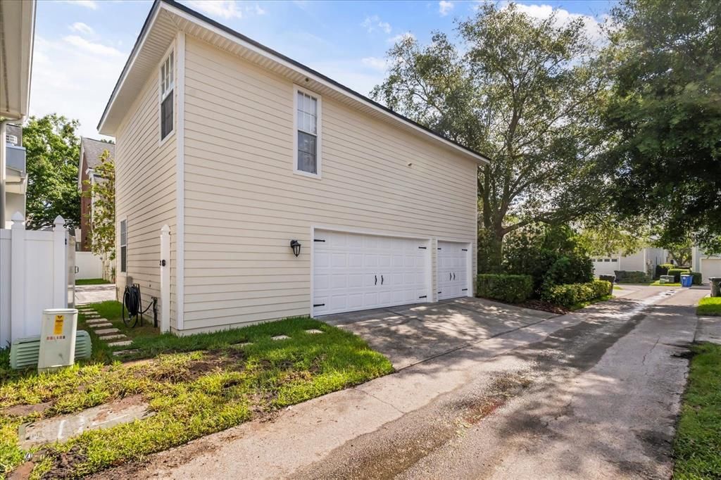 For Sale: $1,400,000 (4 beds, 4 baths, 2961 Square Feet)