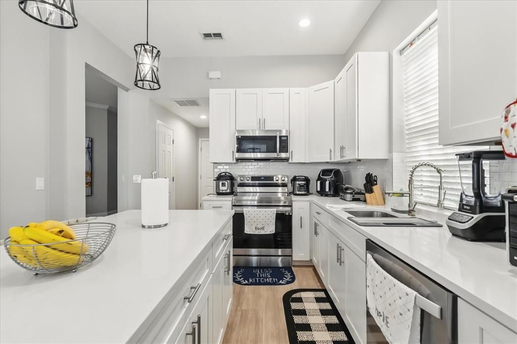 For Sale: $1,400,000 (4 beds, 4 baths, 2961 Square Feet)