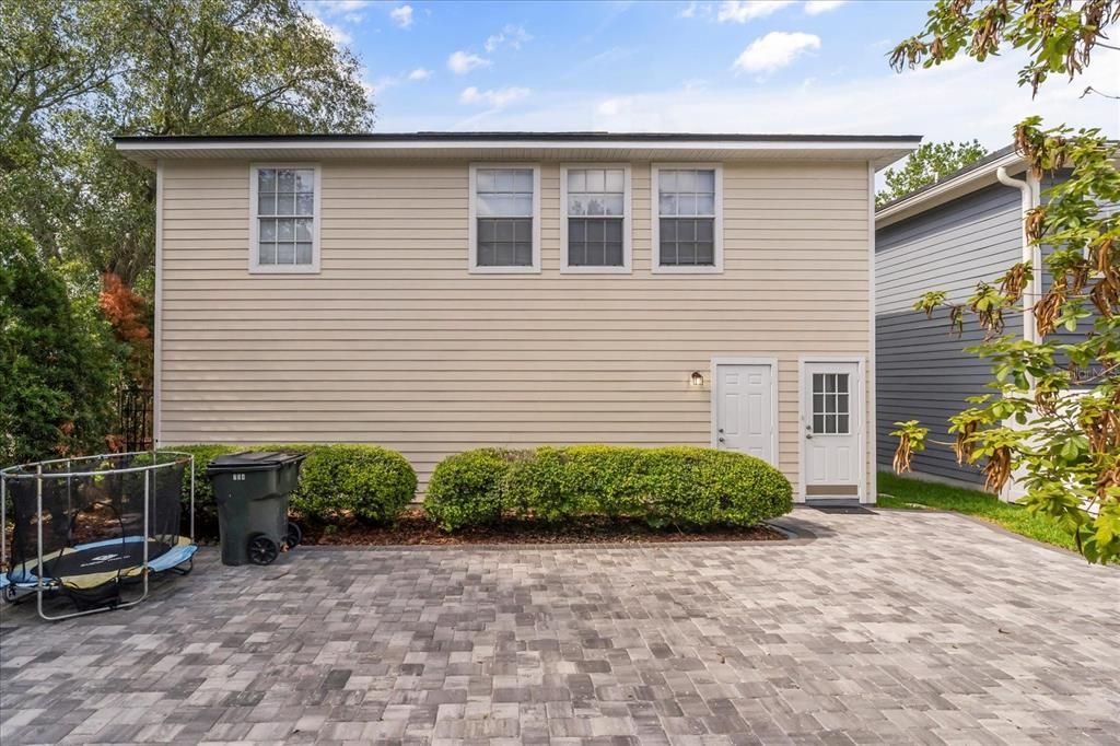 For Sale: $1,400,000 (4 beds, 4 baths, 2961 Square Feet)