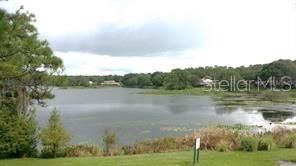 合同活跃: $189,900 (3 贝兹, 1 浴室, 1178 平方英尺)