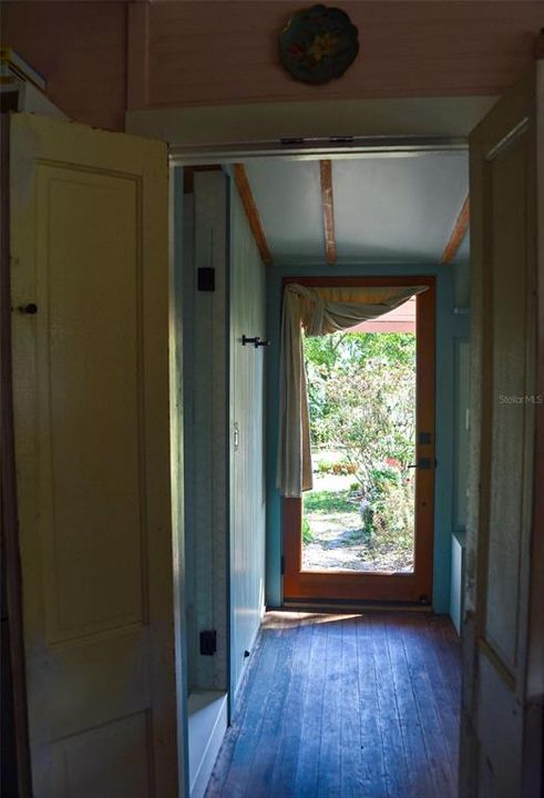 待售: $350,000 (3 贝兹, 2 浴室, 1180 平方英尺)