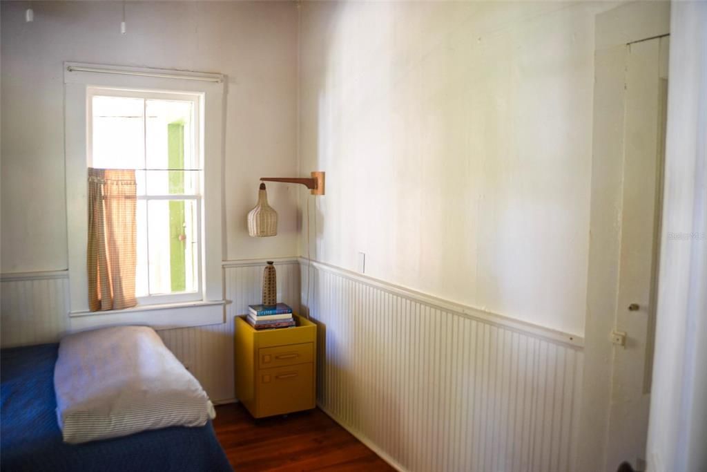 待售: $350,000 (3 贝兹, 2 浴室, 1180 平方英尺)