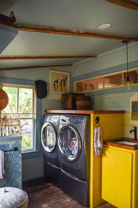 待售: $350,000 (3 贝兹, 2 浴室, 1180 平方英尺)