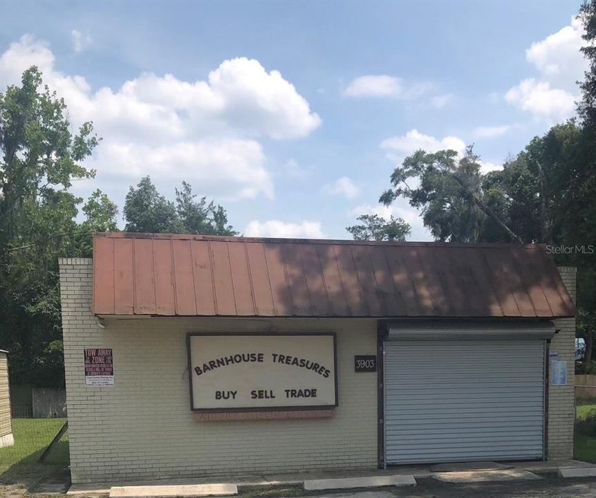 待售: $400,000 (0 贝兹, 0 浴室, 1140 平方英尺)