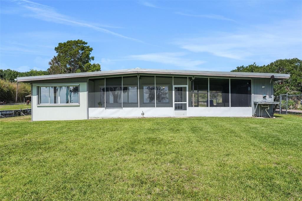 На продажу: $399,900 (2 спален, 2 ванн, 1897 Квадратных фут)