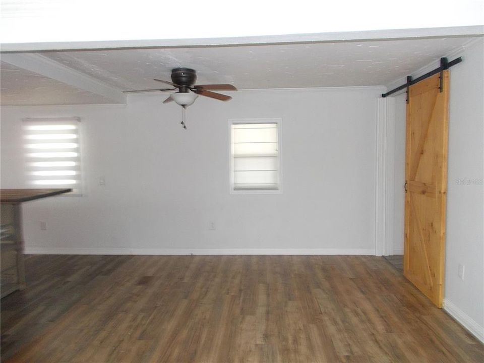 Active With Contract: $89,000 (2 beds, 2 baths, 1000 Square Feet)