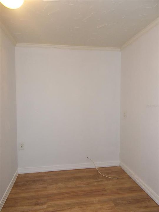 Active With Contract: $89,000 (2 beds, 2 baths, 1000 Square Feet)