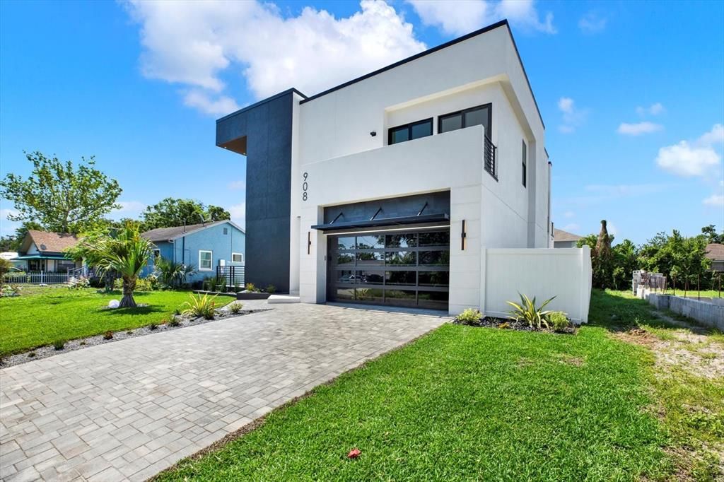 Active With Contract: $1,519,900 (4 beds, 3 baths, 3708 Square Feet)