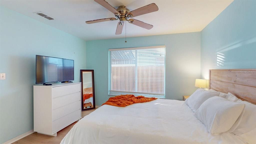 В аренду: $5,950 (2 спален, 2 ванн, 1457 Квадратных фут)