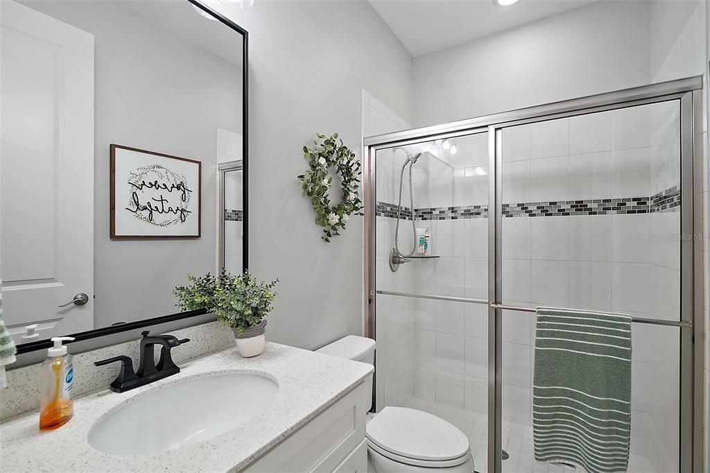 BATHROOM 2
