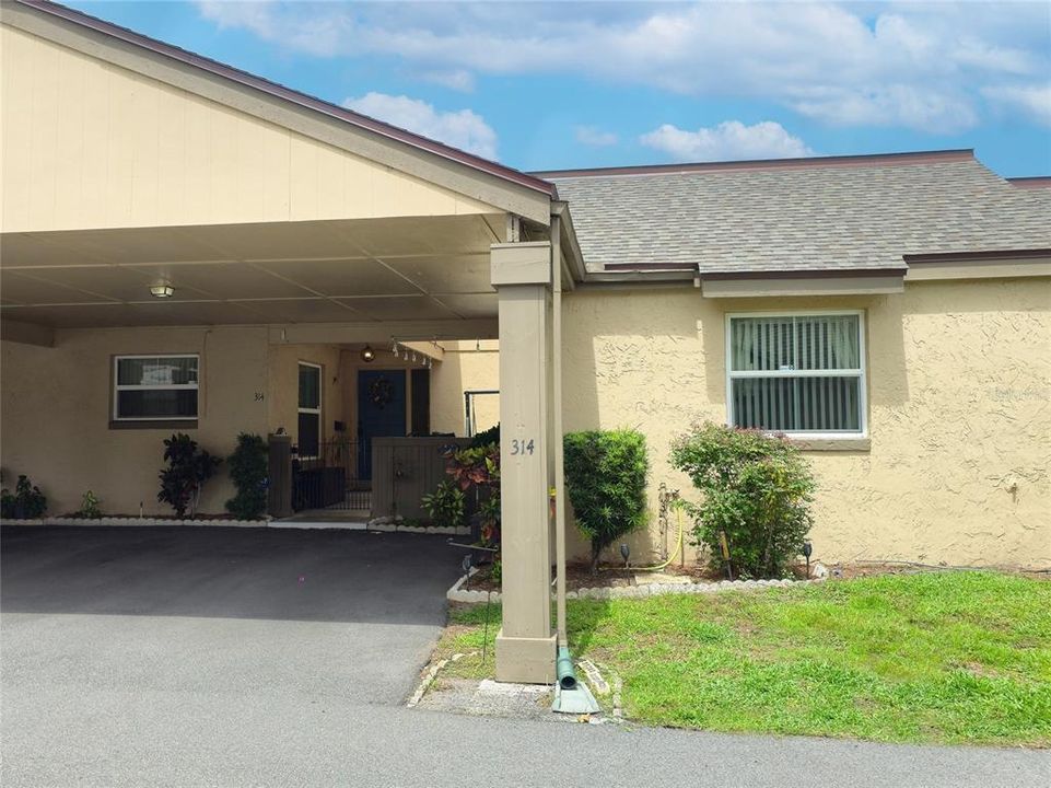 最近售出: $254,900 (3 贝兹, 2 浴室, 1572 平方英尺)