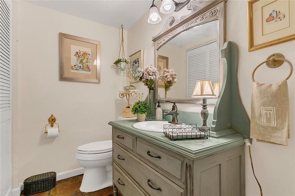 На продажу: $599,000 (4 спален, 2 ванн, 2182 Квадратных фут)