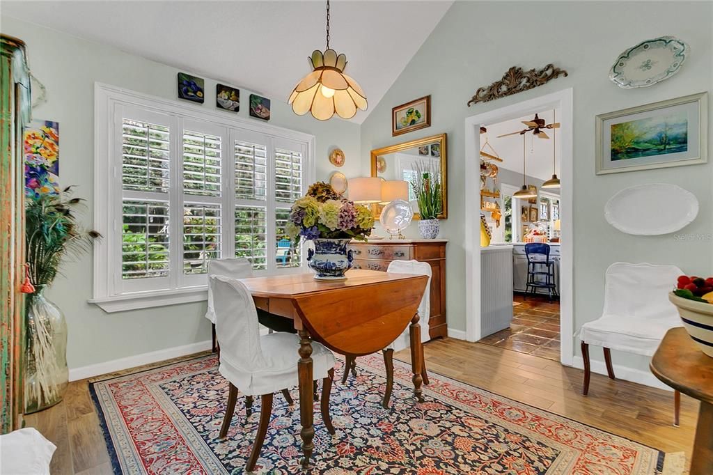 На продажу: $599,000 (4 спален, 2 ванн, 2182 Квадратных фут)