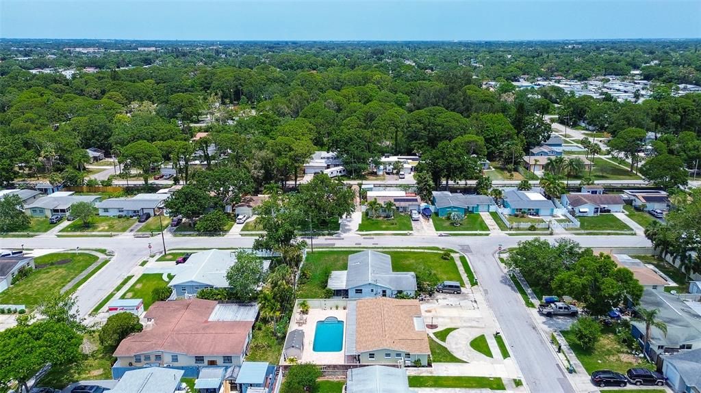 En Venta: $454,500 (4 camas, 2 baños, 1413 Pies cuadrados)