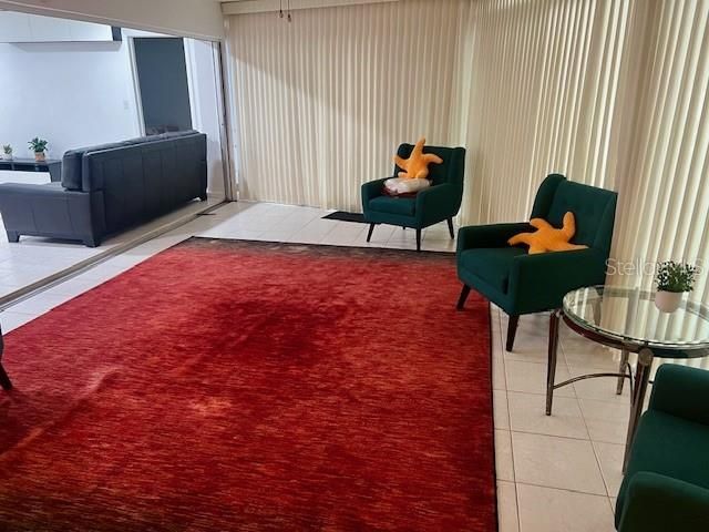 出租: $4,500 (3 贝兹, 3 浴室, 2310 平方英尺)