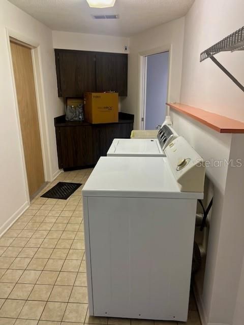 出租: $4,500 (3 贝兹, 3 浴室, 2310 平方英尺)