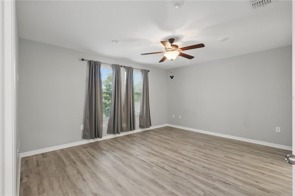 Active With Contract: $535,000 (4 beds, 3 baths, 2042 Square Feet)