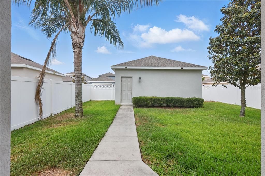 Active With Contract: $535,000 (4 beds, 3 baths, 2042 Square Feet)