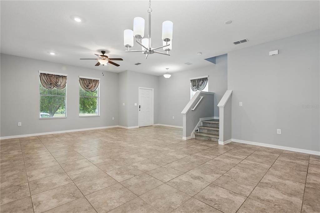 Active With Contract: $535,000 (4 beds, 3 baths, 2042 Square Feet)