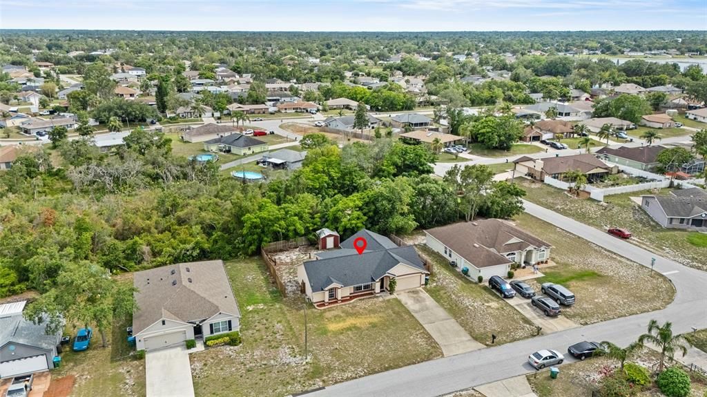 Active With Contract: $300,000 (3 beds, 2 baths, 1707 Square Feet)