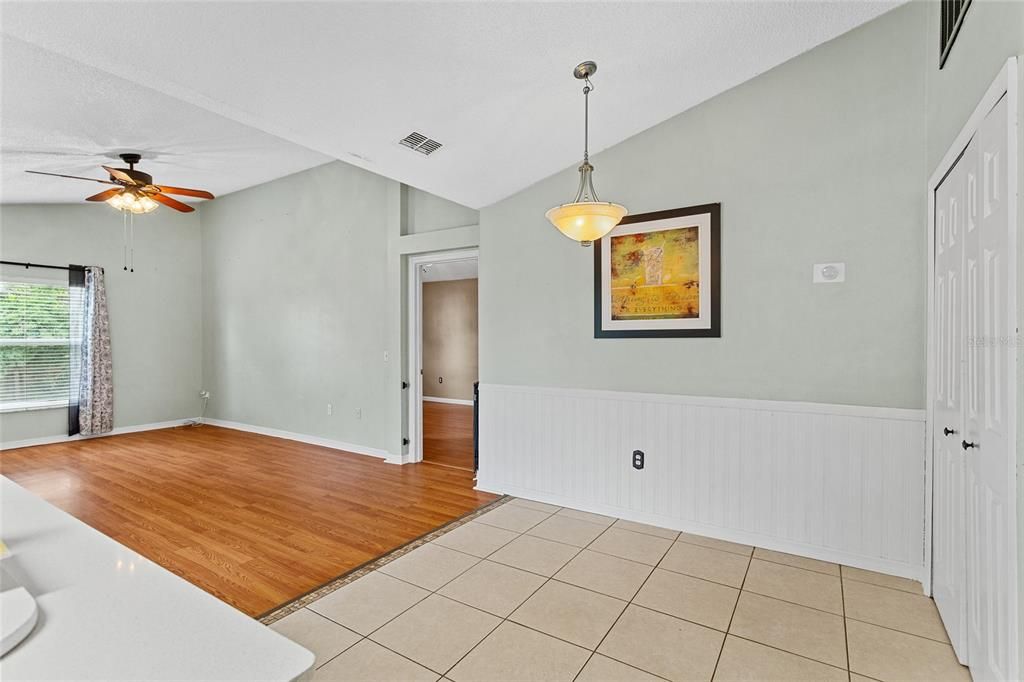 Active With Contract: $300,000 (3 beds, 2 baths, 1707 Square Feet)