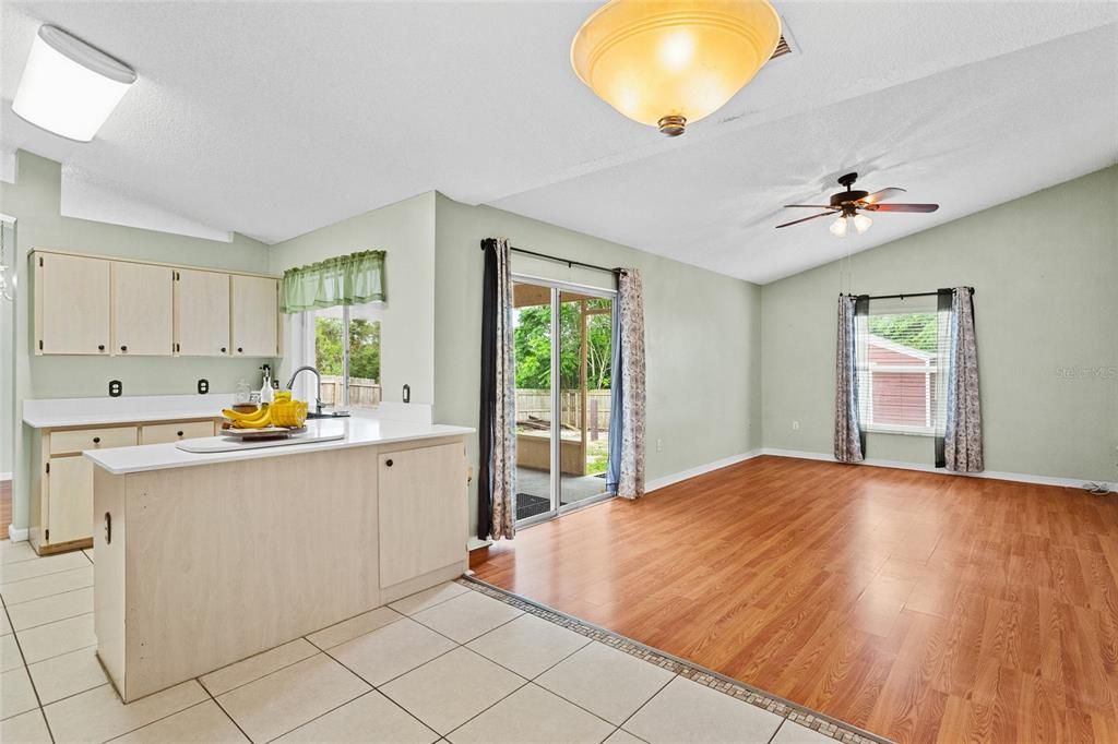 Active With Contract: $300,000 (3 beds, 2 baths, 1707 Square Feet)