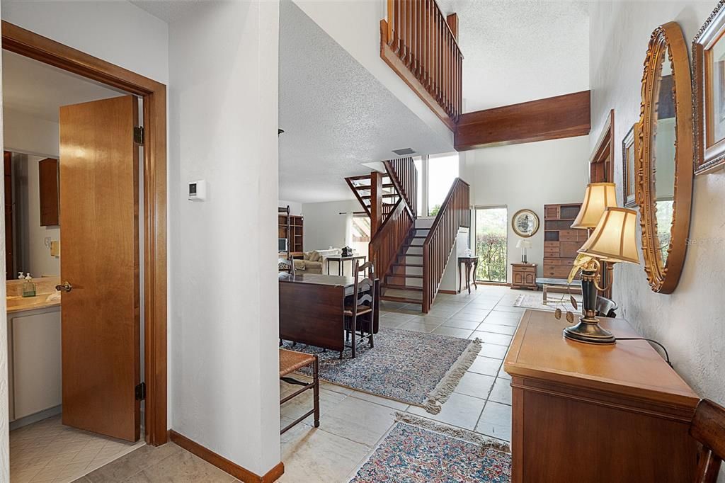 Activo con contrato: $249,900 (3 camas, 2 baños, 1850 Pies cuadrados)