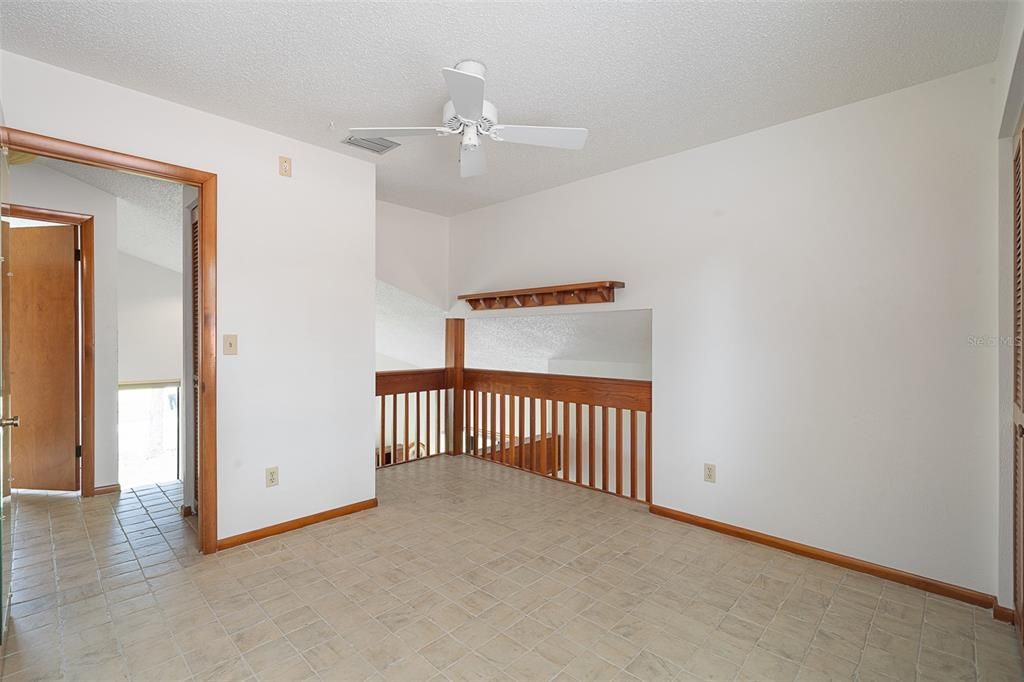 Activo con contrato: $249,900 (3 camas, 2 baños, 1850 Pies cuadrados)