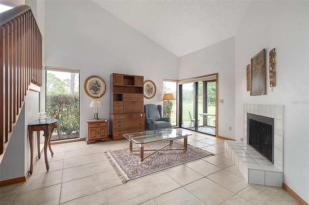 Activo con contrato: $249,900 (3 camas, 2 baños, 1850 Pies cuadrados)