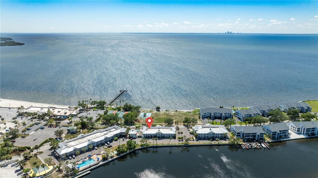 For Sale: $162,000 (1 beds, 1 baths, 308 Square Feet)