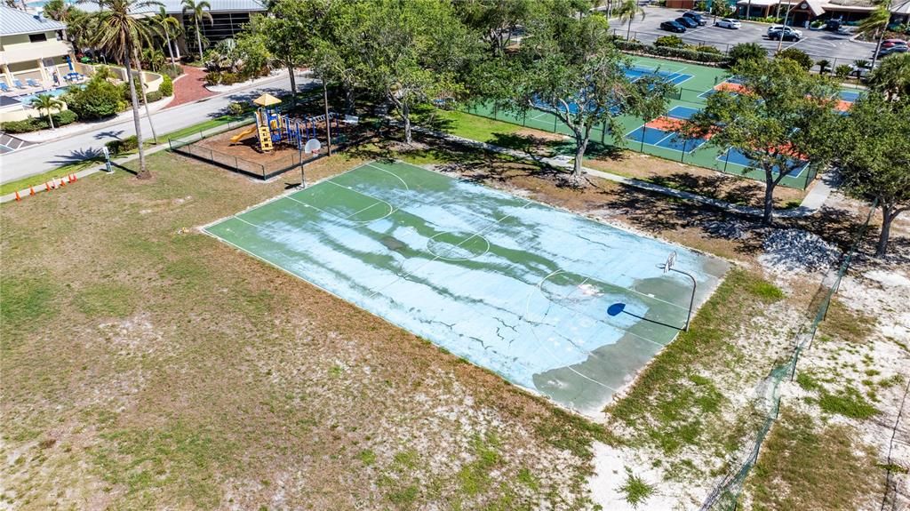 For Sale: $162,000 (1 beds, 1 baths, 308 Square Feet)