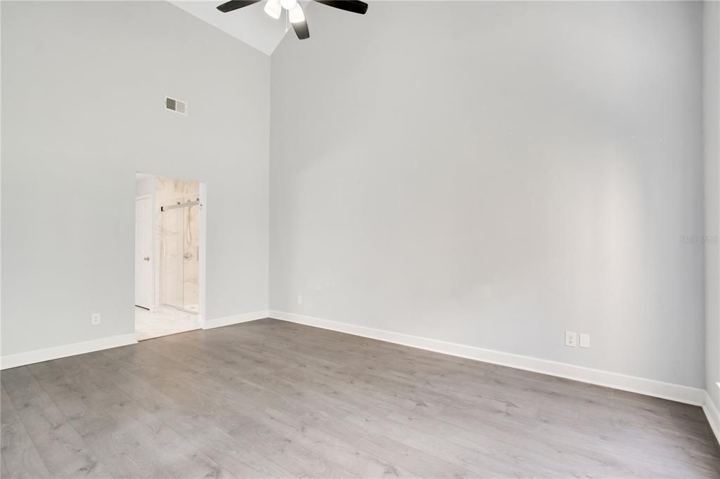 For Sale: $280,000 (2 beds, 2 baths, 1154 Square Feet)