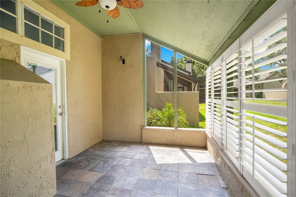 For Sale: $280,000 (2 beds, 2 baths, 1154 Square Feet)