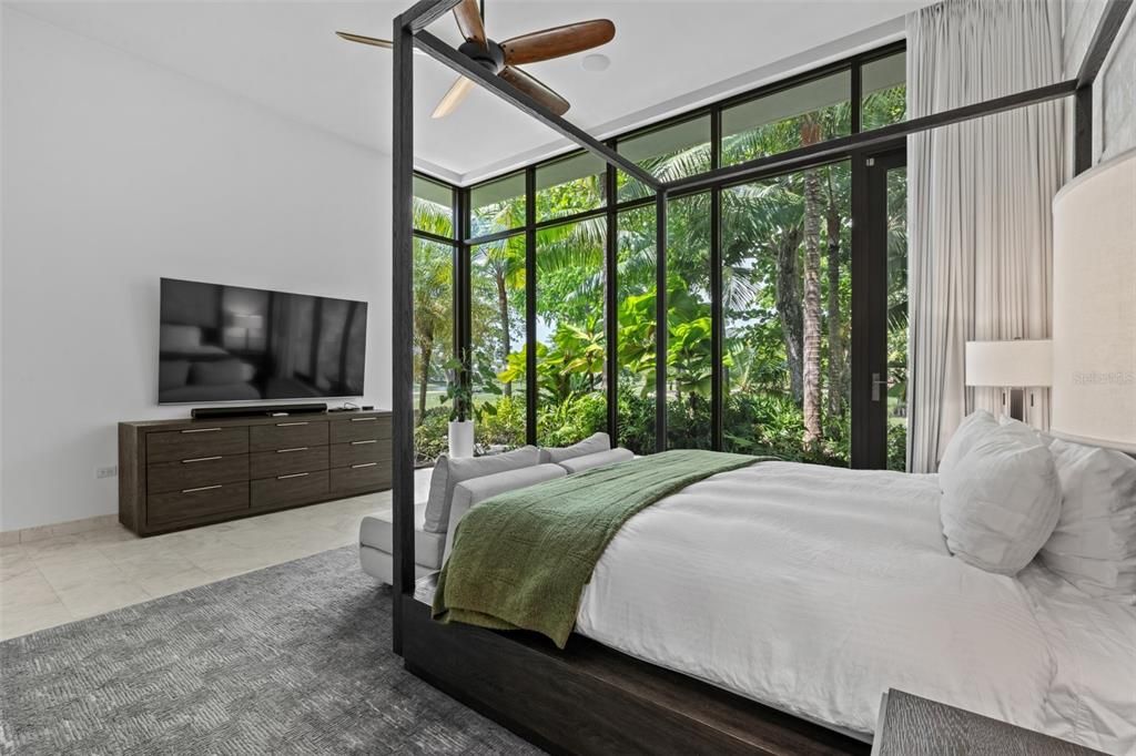 待售: $28,990,000 (5 贝兹, 6 浴室, 5611 平方英尺)