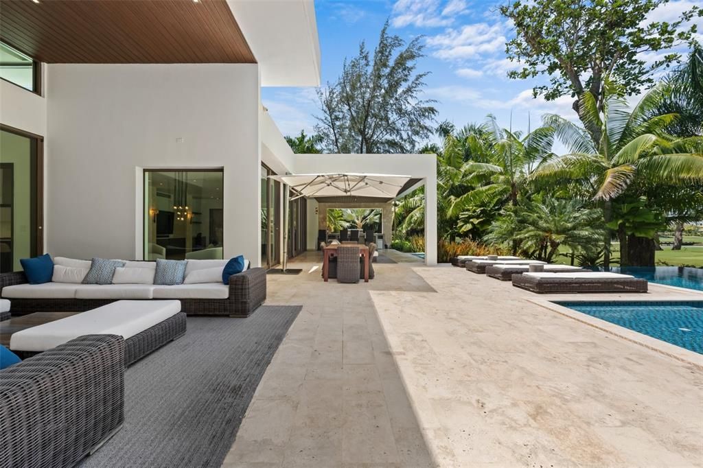 待售: $28,990,000 (5 贝兹, 6 浴室, 5611 平方英尺)