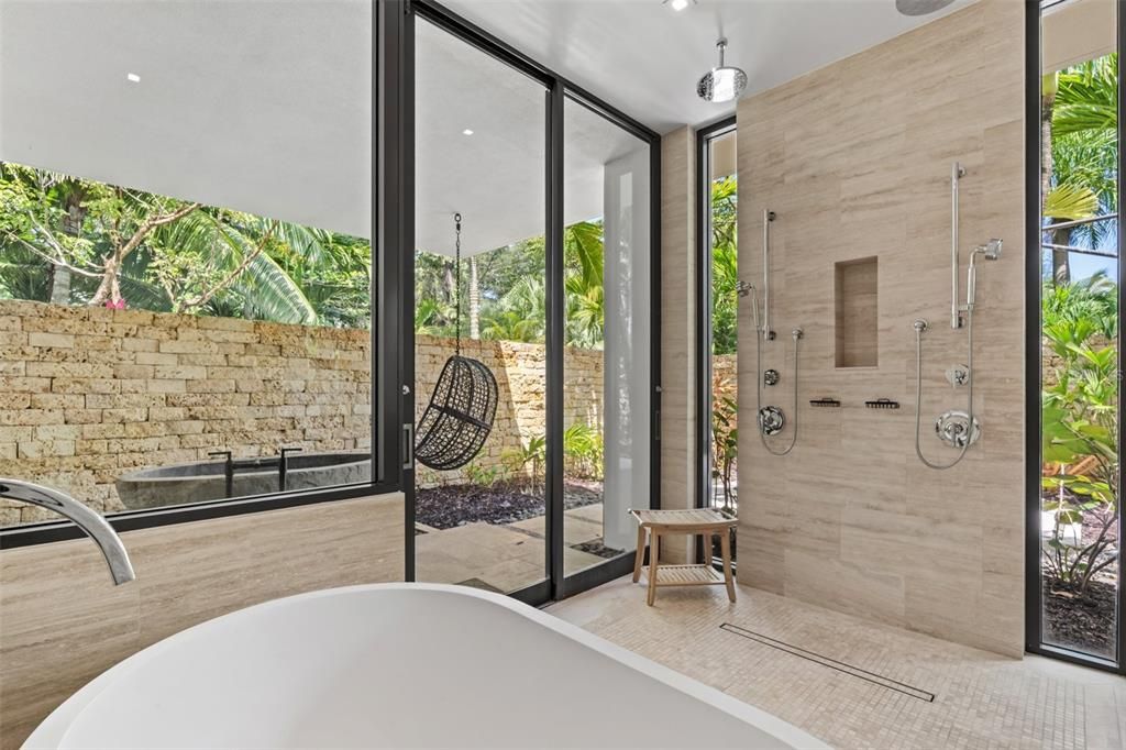 待售: $28,990,000 (5 贝兹, 6 浴室, 5611 平方英尺)