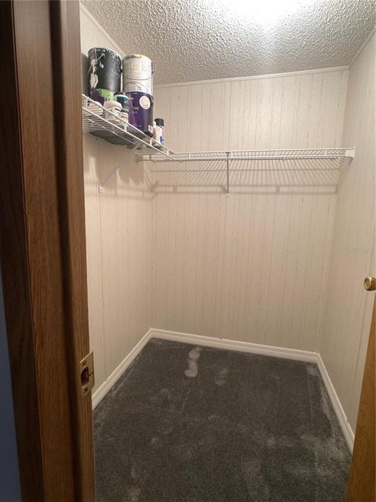 待售: $155,000 (3 贝兹, 2 浴室, 1493 平方英尺)