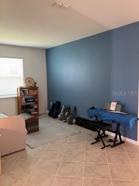 待售: $345,000 (2 贝兹, 2 浴室, 1767 平方英尺)