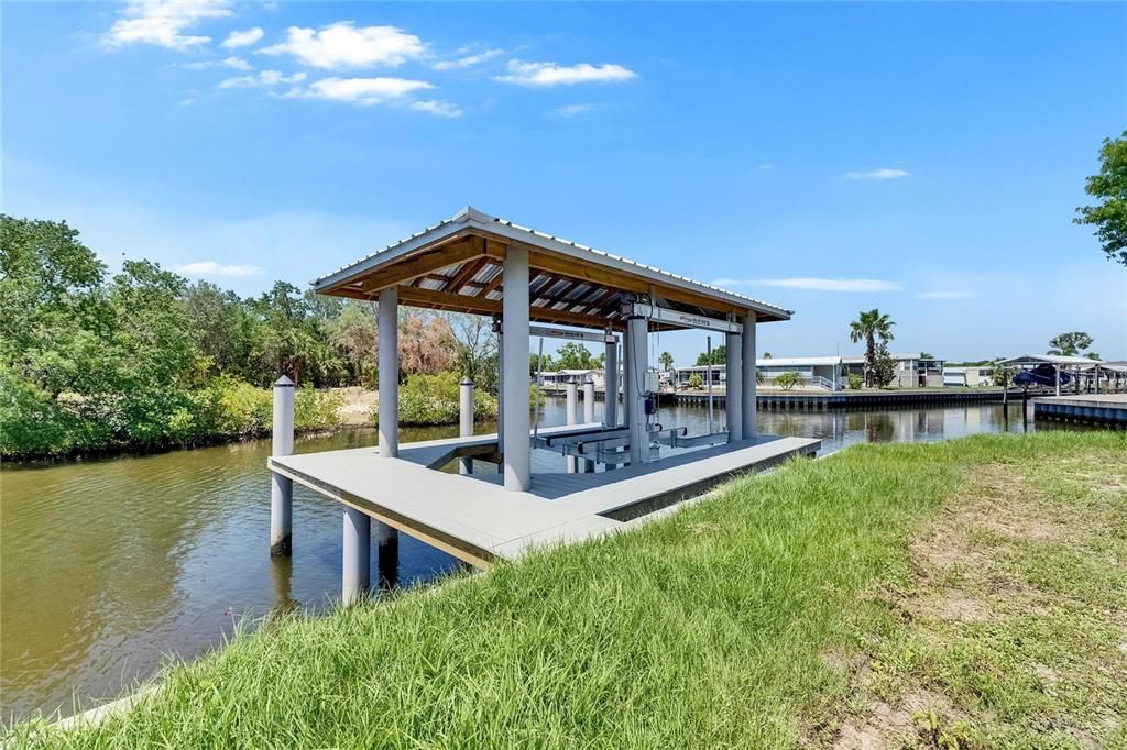 На продажу: $1,549,000 (7 спален, 4 ванн, 3824 Квадратных фут)