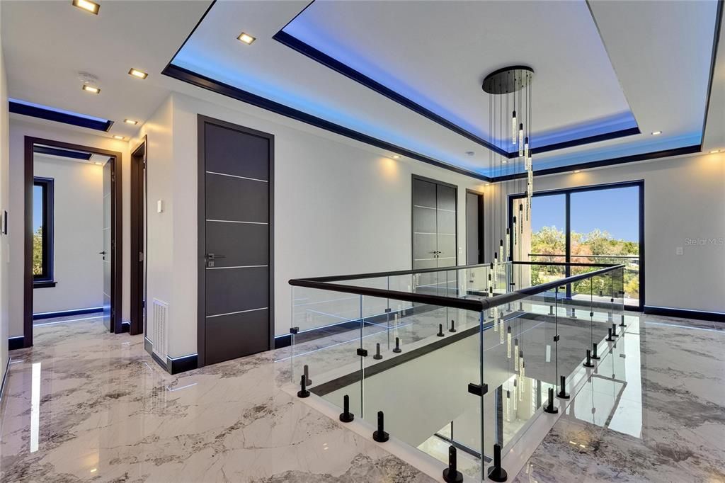 На продажу: $1,549,000 (7 спален, 4 ванн, 3824 Квадратных фут)