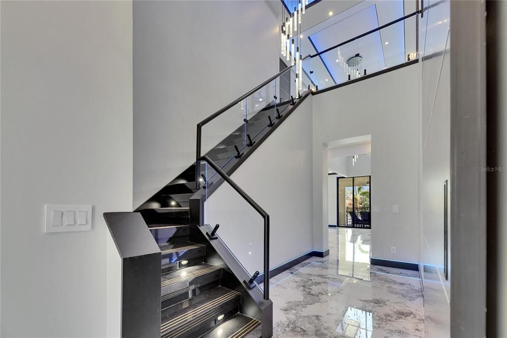 На продажу: $1,549,000 (7 спален, 4 ванн, 3824 Квадратных фут)